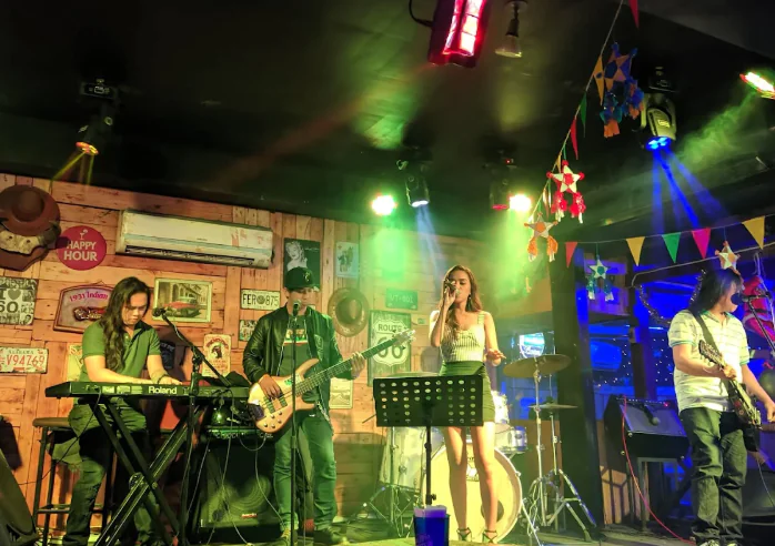 Bar & Club - 801 Infinity Restobar