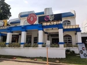 Thai Me Up Restaurant Uptown