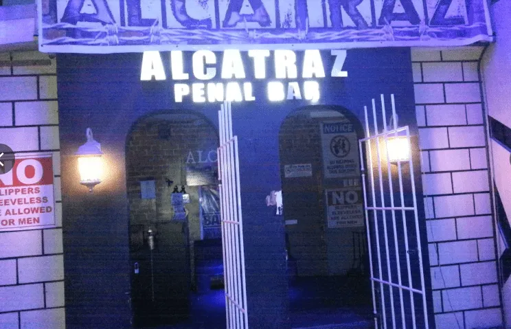 Alcatraz Penal Bar